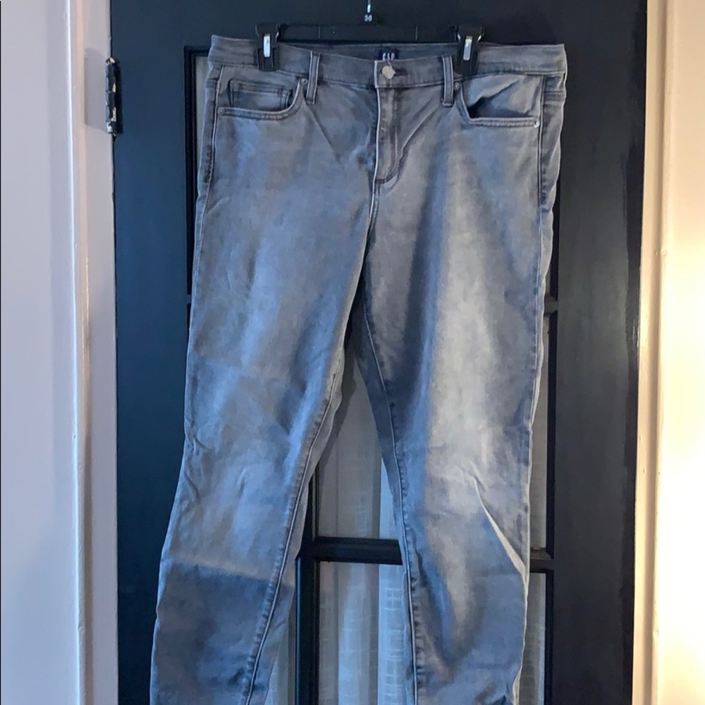 GAP Women's Skinny Jeans - Gray